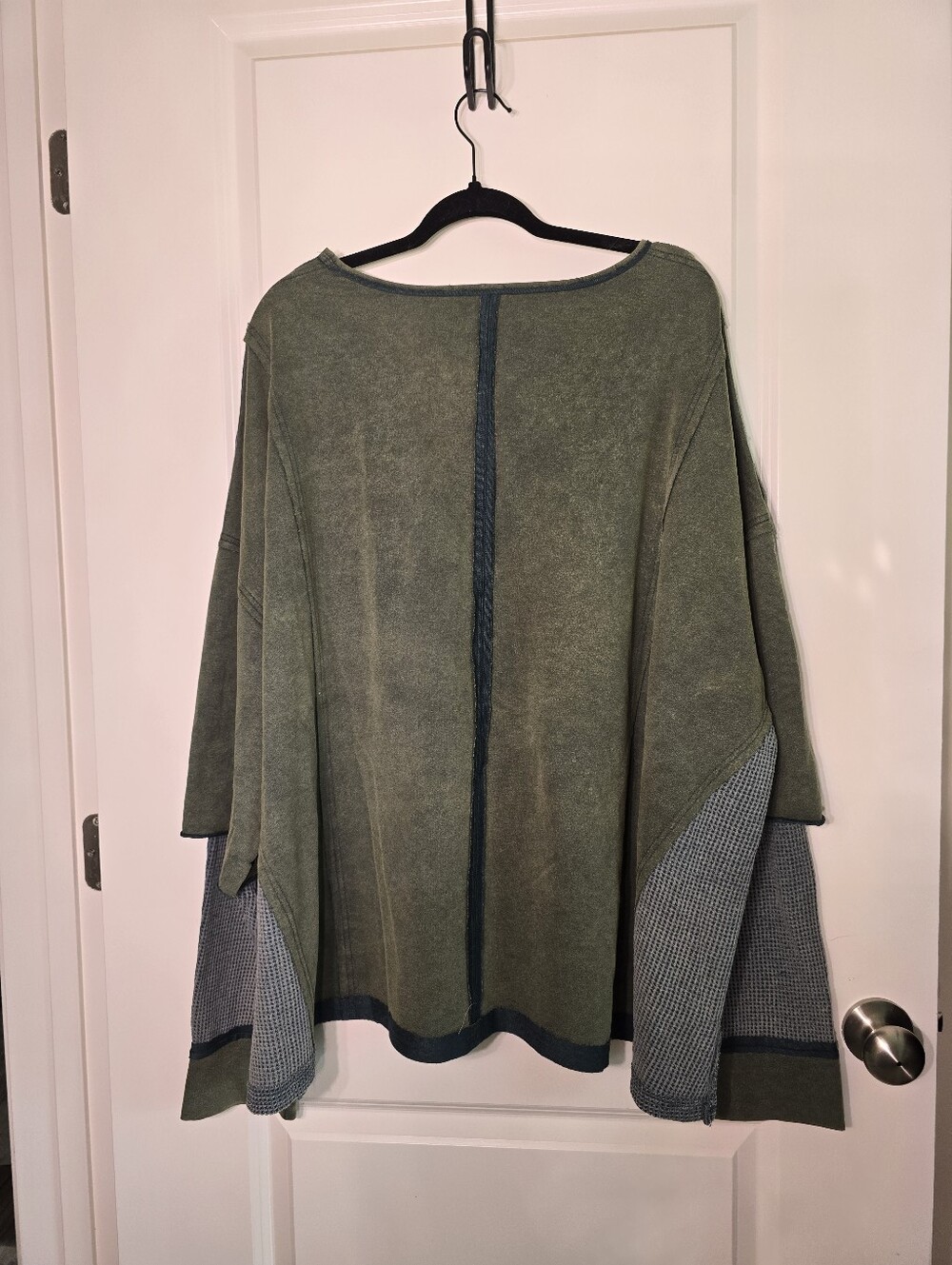 BIBI Olive Green Mixed-Media Pullover Oversized - Picture 8 of 9